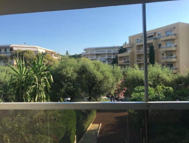 Studio Residence Le Tanit Antibes Exterior photo